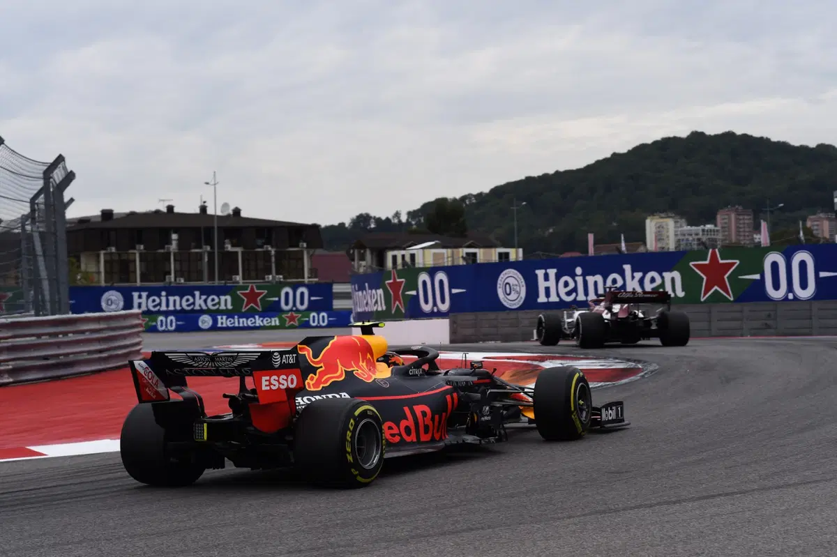 F1, GP Russia 2019, Leclerc: «Grandioso essere di nuovo in pole» (19)