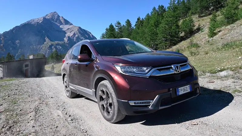 Sui Monti della Luna con la Honda CR-V 4X4