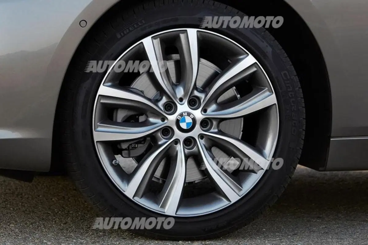 BMW Serie 2 Active Tourer 220d xDrive  Advantage aut. (48)