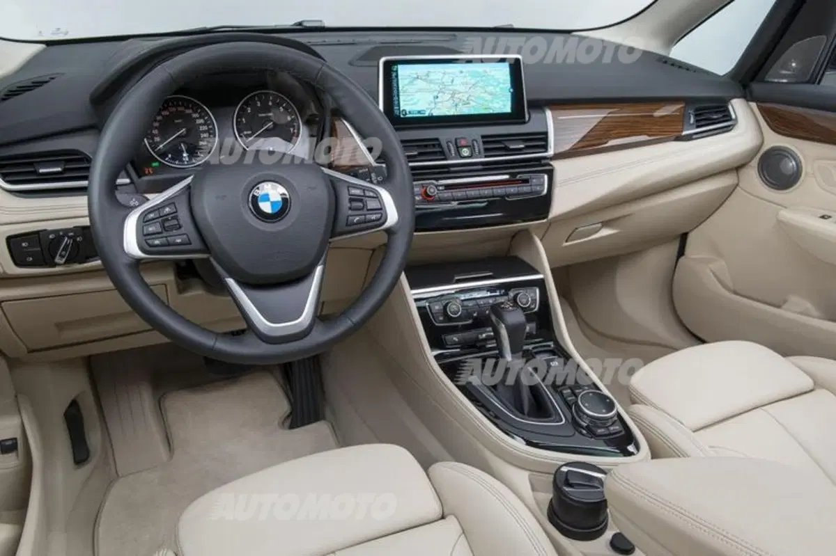 BMW Serie 2 Active Tourer 220d xDrive  Advantage aut. (37)