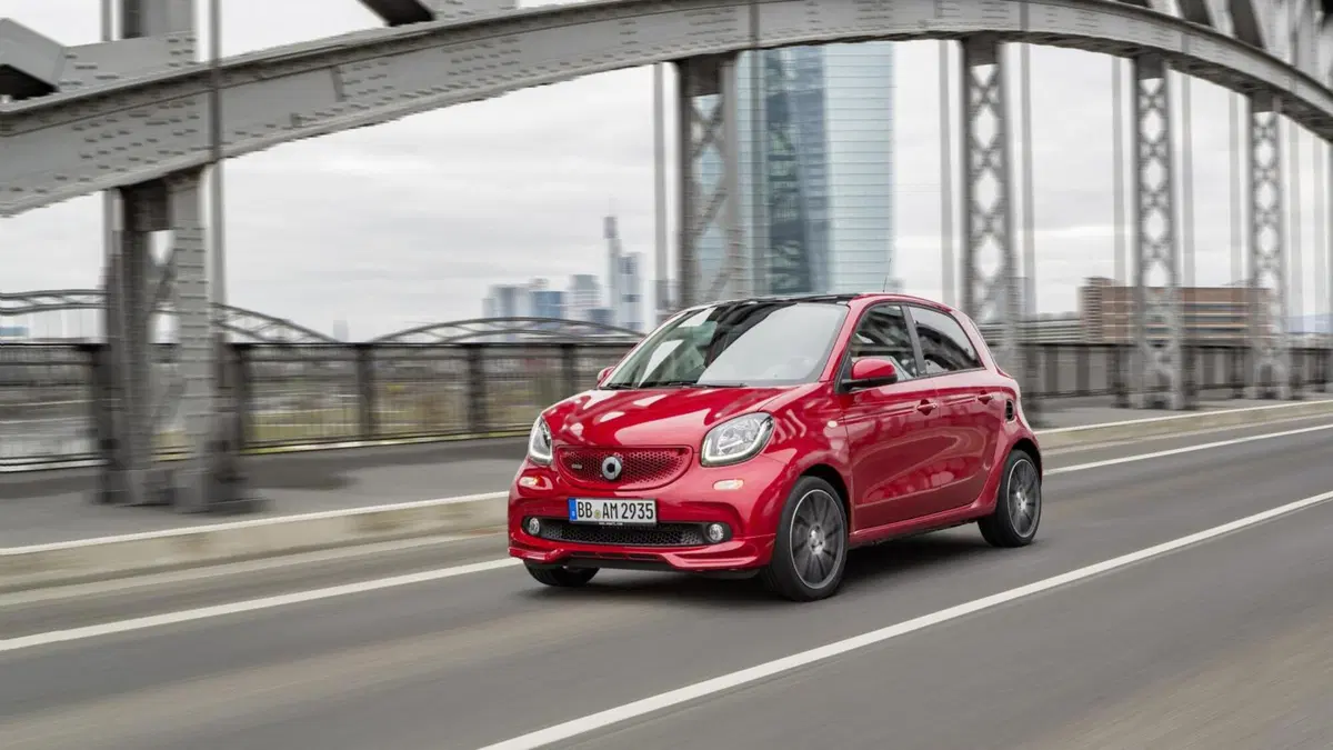 nuove smart Brabus, divertimento in formato "micro"