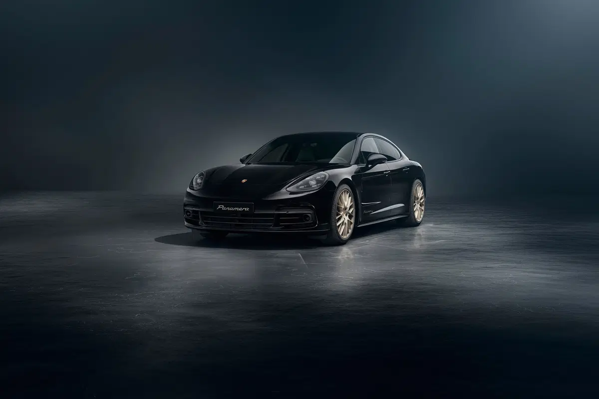 Porsche Panamera 10 Years Edition, la speciale del decimo anniversario (2)