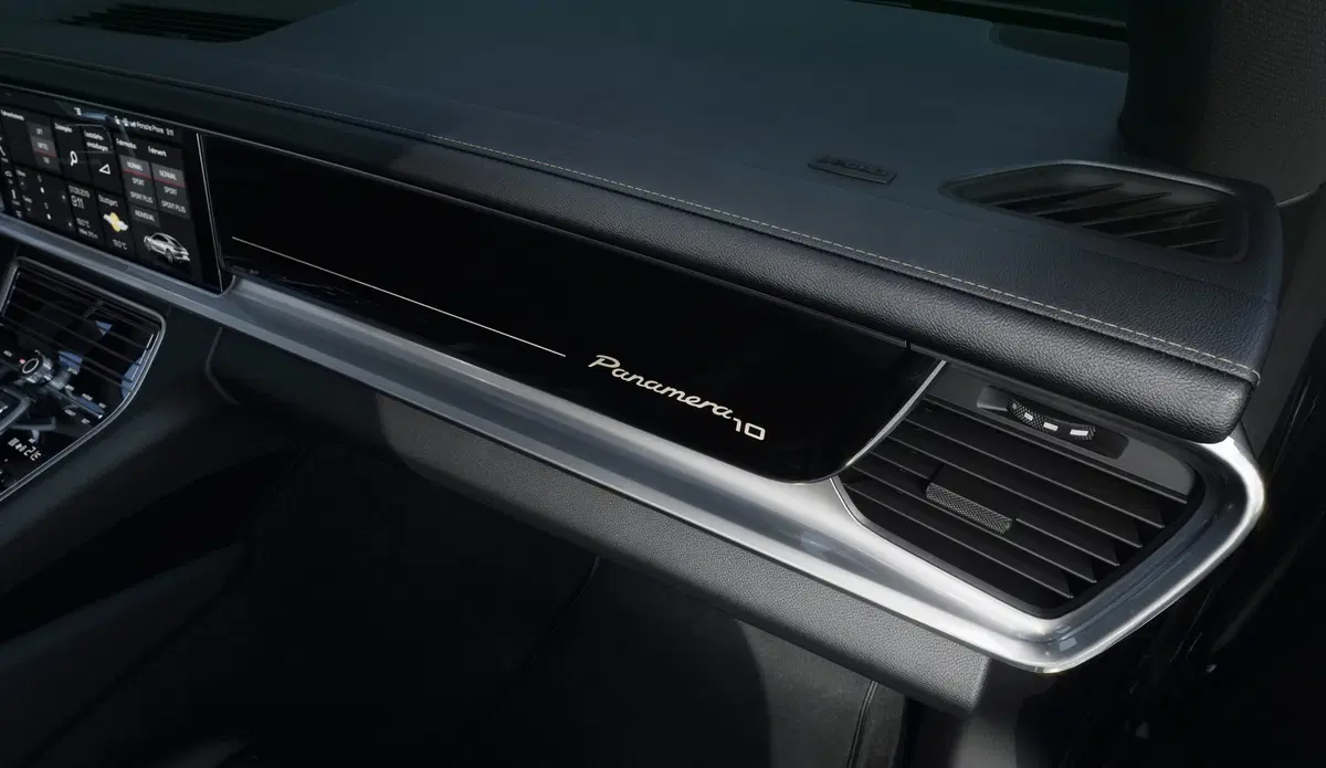 Porsche Panamera 10 Years Edition, la speciale del decimo anniversario (5)