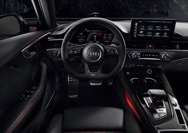 Audi RS 4 Avant (2017->>) (11)