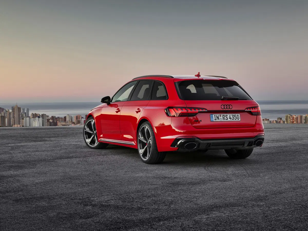 Audi RS 4 Avant (2017-24) (4)