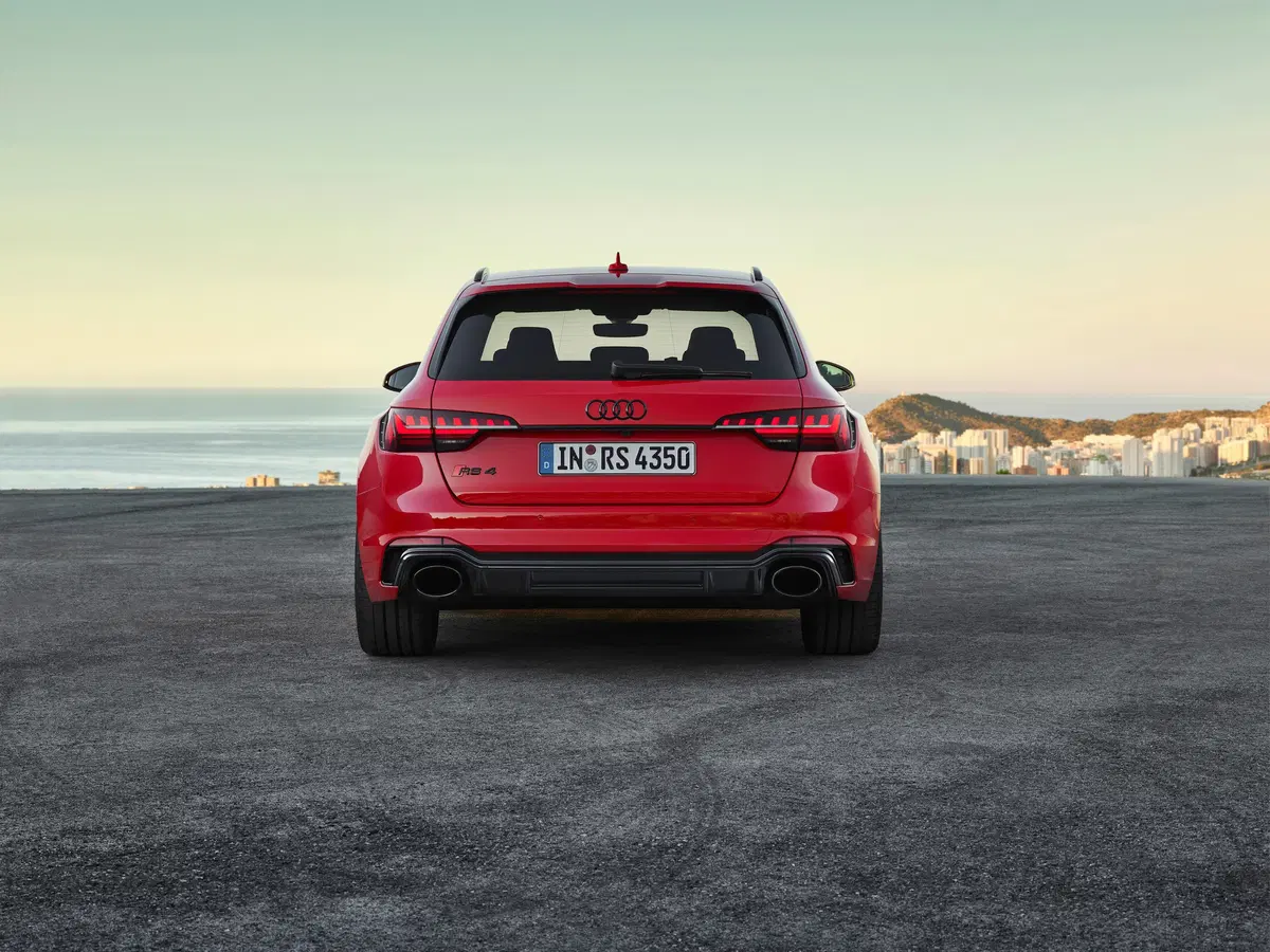 Audi RS 4 Avant (2017-24) (5)