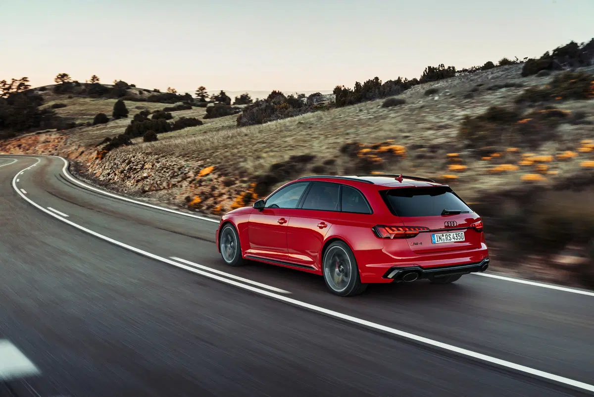 Audi RS 4 Avant (2017-24) (10)