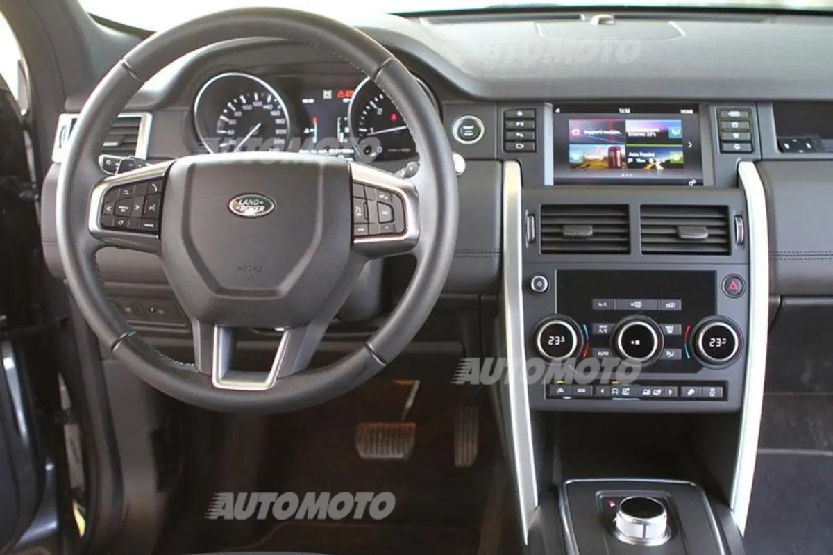 Land Rover Discovery 3.0d i6 mhev S awd 300cv 5p.ti auto (59)