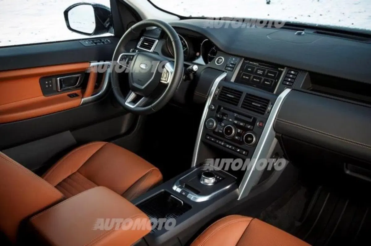 Land Rover Discovery 3.0d i6 mhev S awd 300cv 5p.ti auto (63)