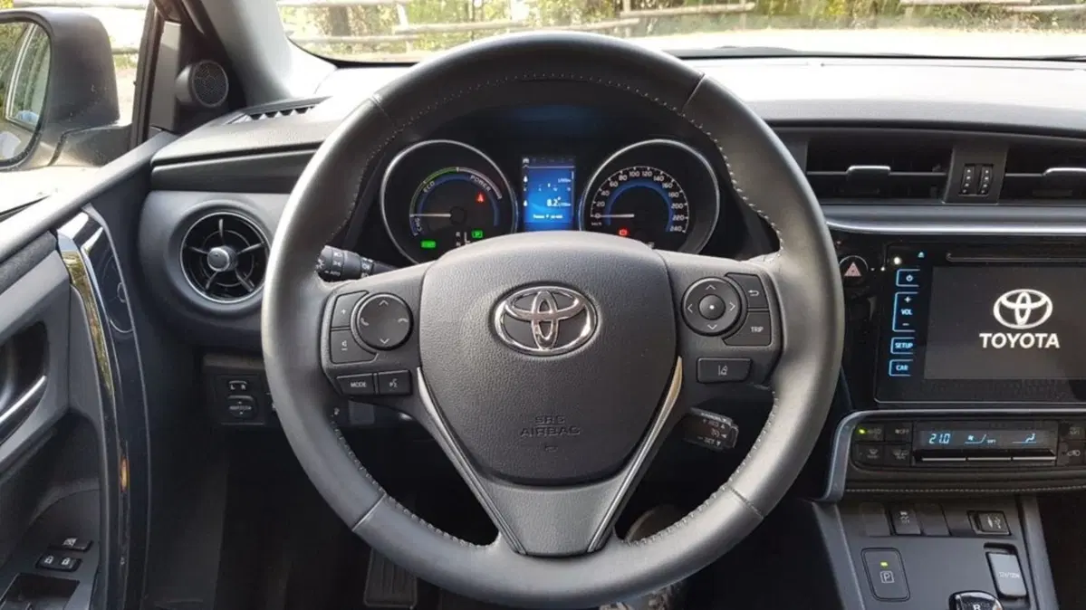 Toyota Auris Station Wagon 1.2 Turbo Lounge (16)