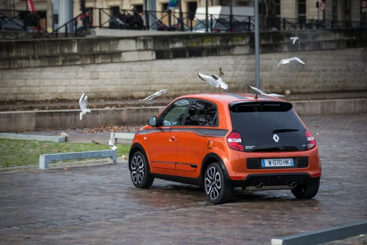 Renault Twingo TCe 90 CV EDC Zen (26)