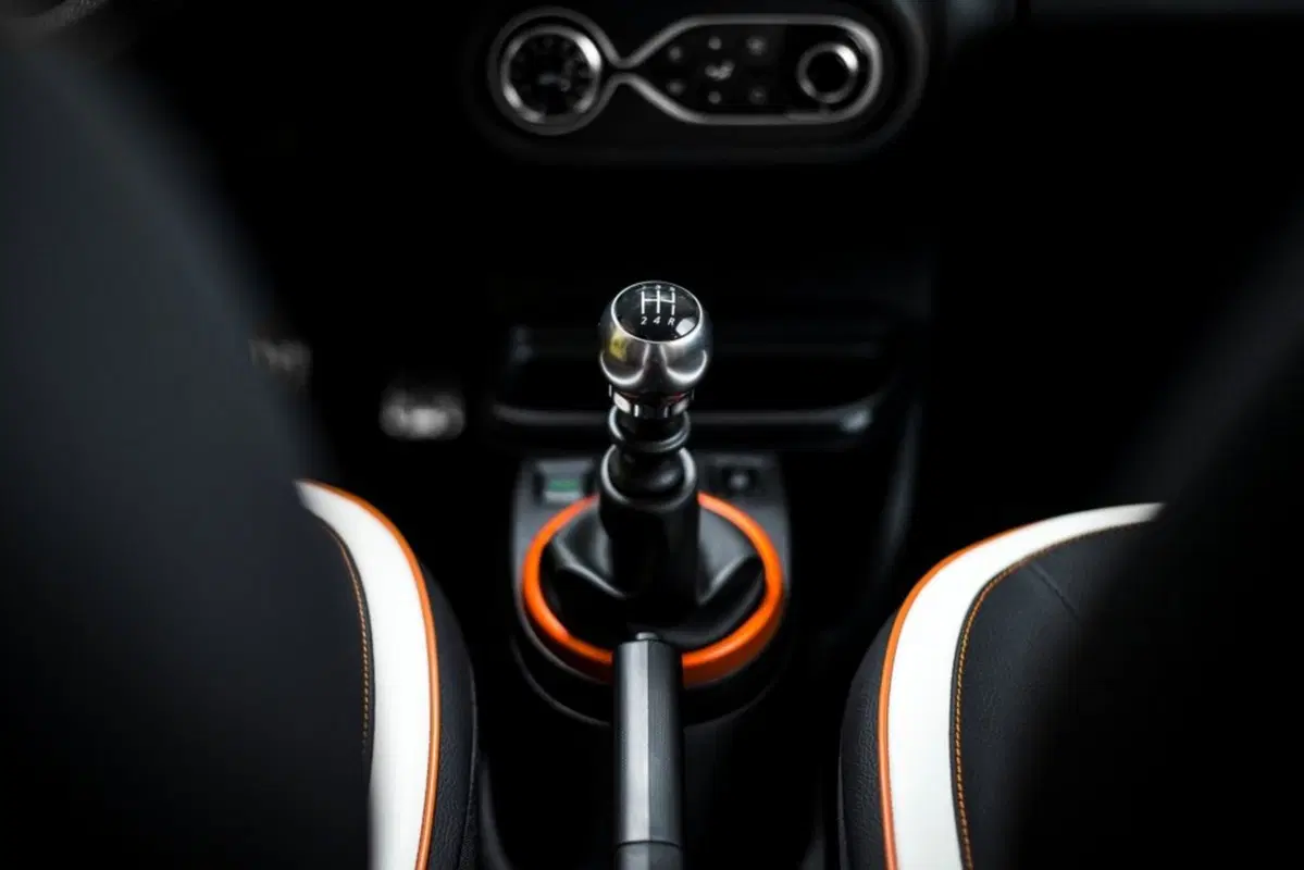 Renault Twingo TCe 90 CV EDC Zen (39)