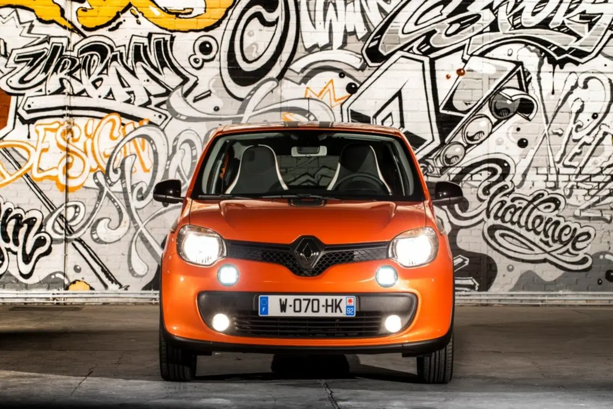 Renault Twingo TCe 90 CV EDC Zen (3)