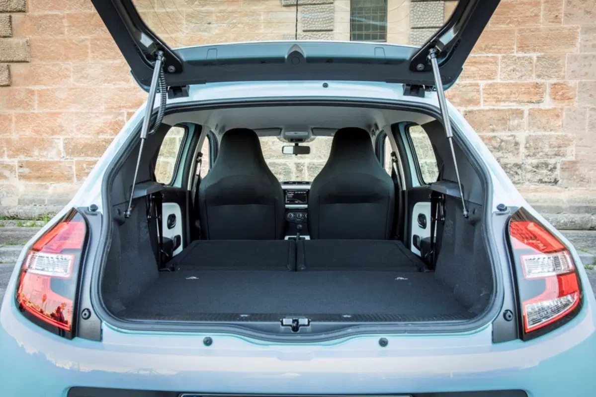 Renault Twingo TCe 90 CV EDC Zen (34)