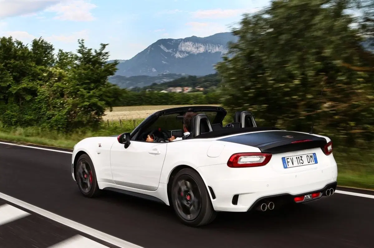 Abarth 124 Spider (2016-19) (7)