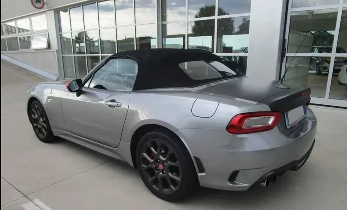 Abarth 124 Spider (2016-19) (4)