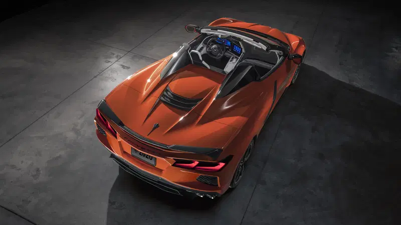 Chevrolet Corvette Cabriolet, l'americana a cielo aperto
