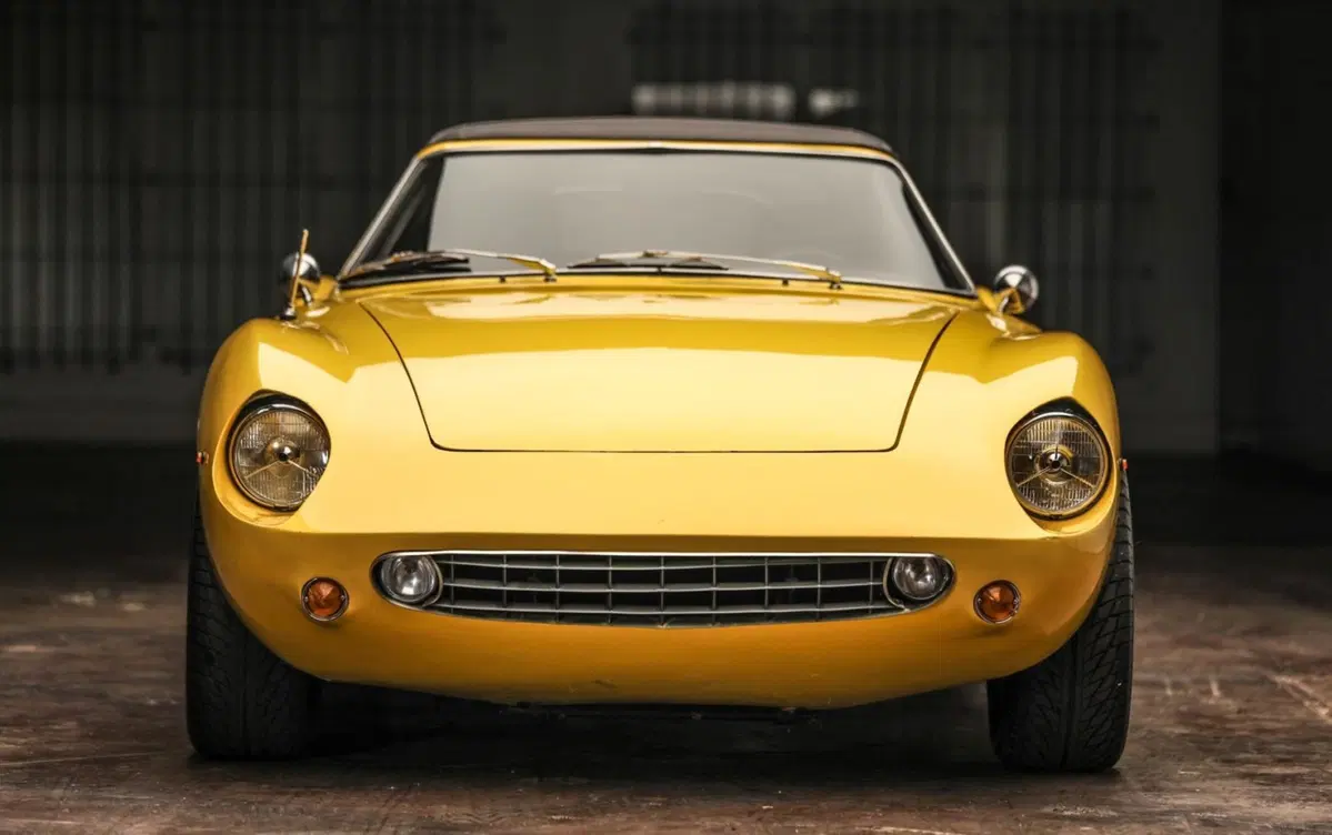  Intermeccanica Italia: l'anti Corvette con il V8 americano (4)