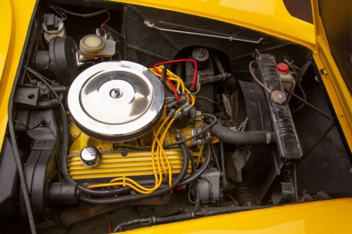  Intermeccanica Italia: l'anti Corvette con il V8 americano (10)