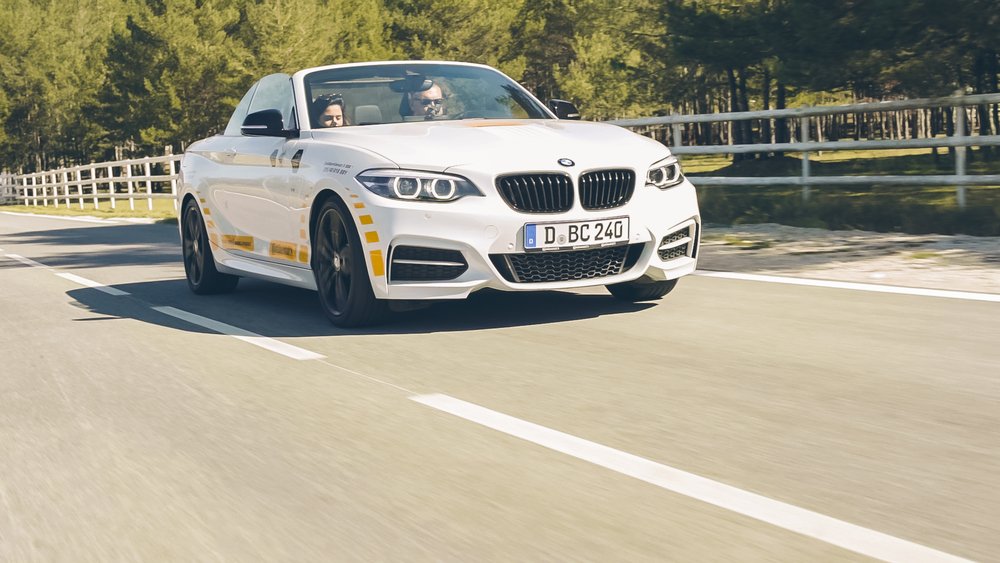 Black Chili Driving Experience 2019 su Route Napol&eacute;on e Grand Canyon - BMW M240i