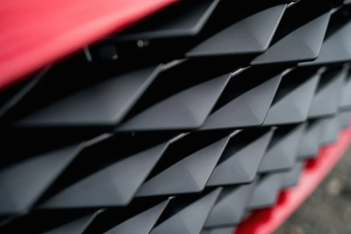 Aston Martin DBS GT Zagato: special edition da 19 esemplari (18)
