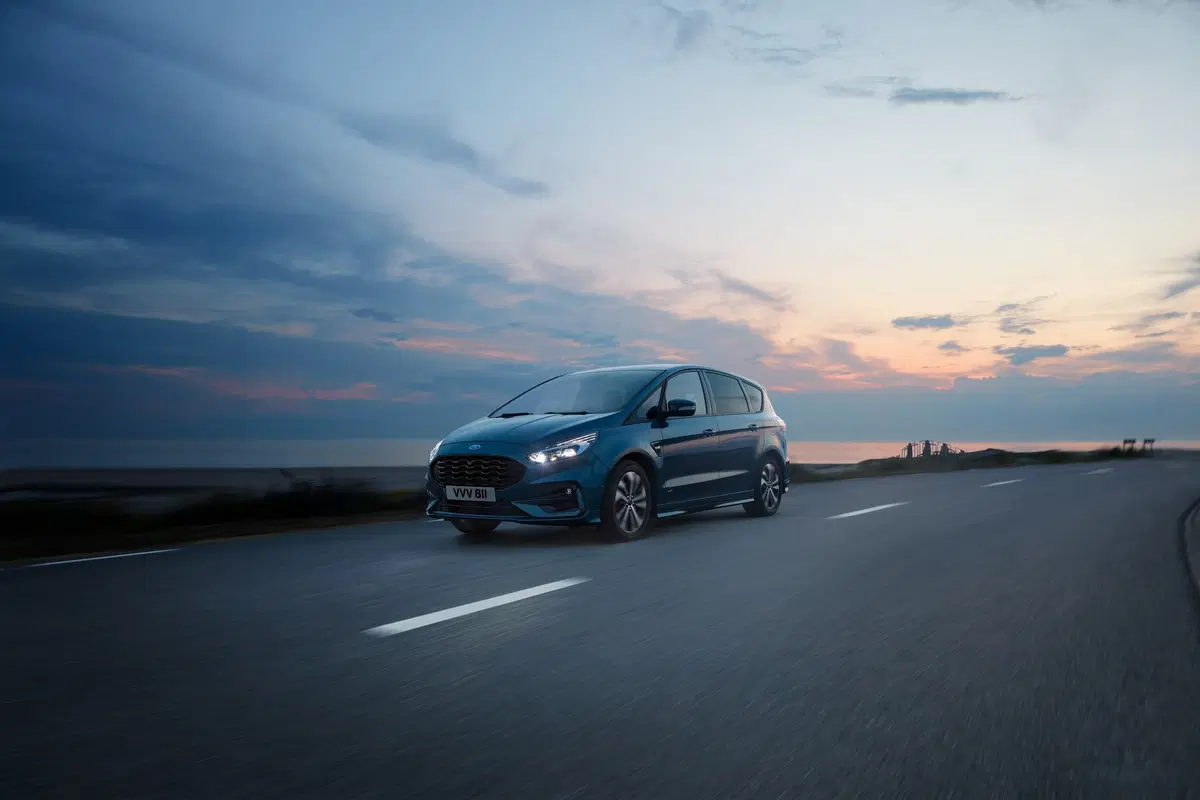 Ford S-MAX e Galaxy: restyling per le familiari (2)