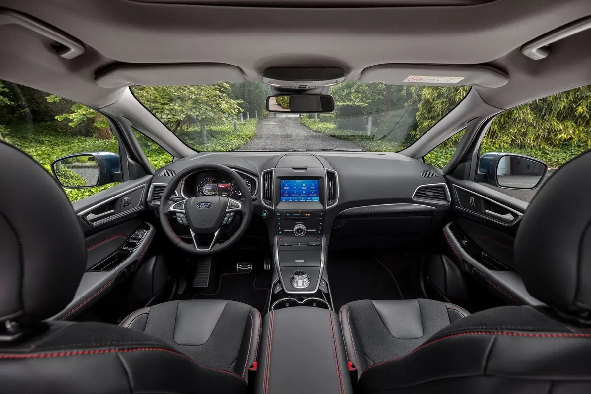 Ford S-MAX e Galaxy: restyling per le familiari (14)