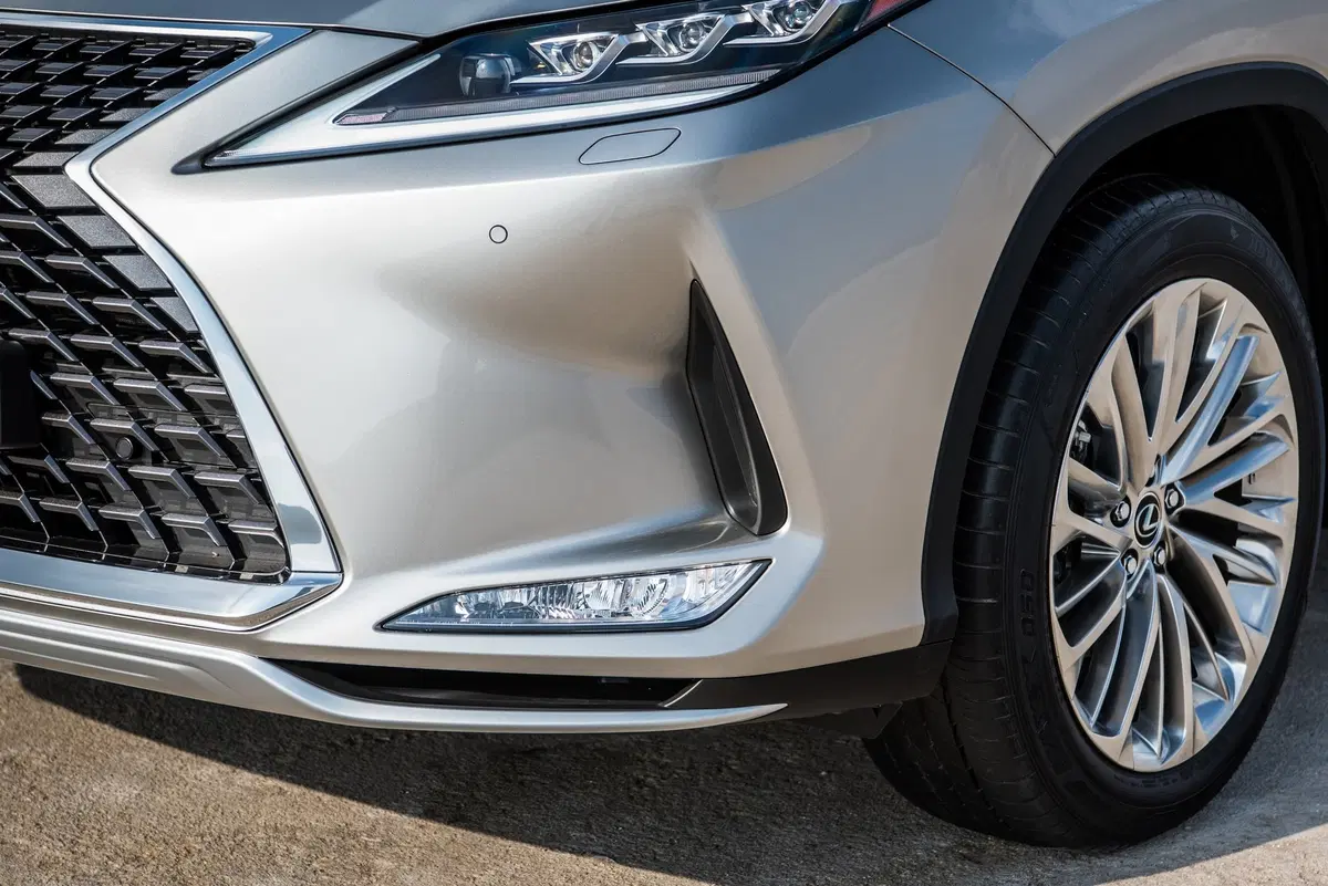 Lexus RX 2020: il luxury SUV giapponese si rinnova (4)