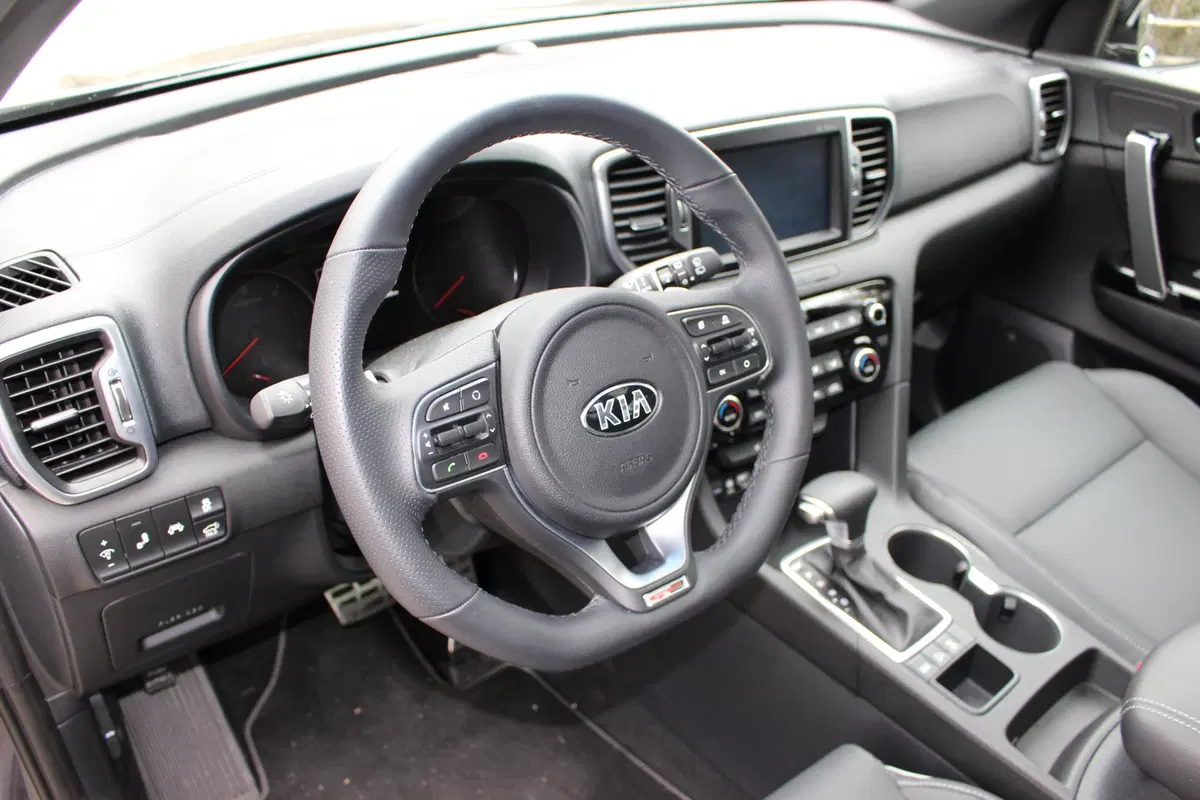 Kia Sportage test drive | AMboxing (15)