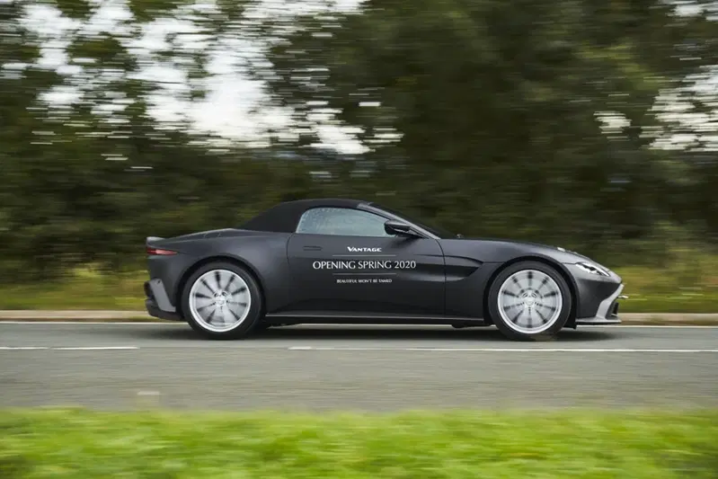 Aston Martin Vantage Roadster 2020: ecco come sar&agrave;