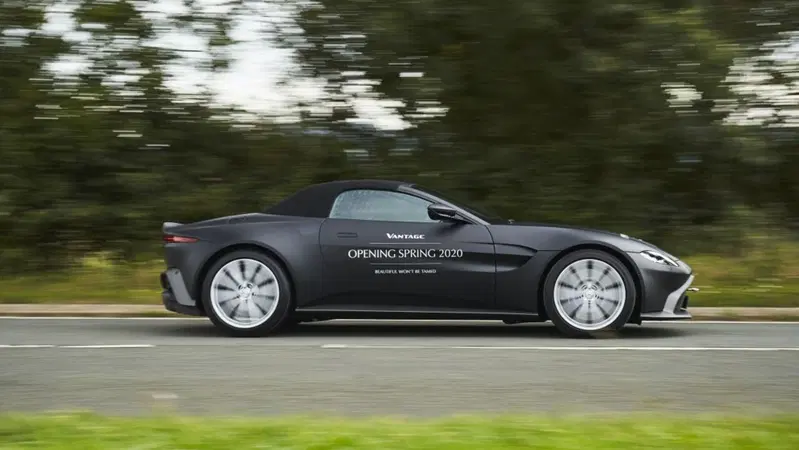 Aston Martin Vantage Roadster 2020: ecco come sar&agrave;