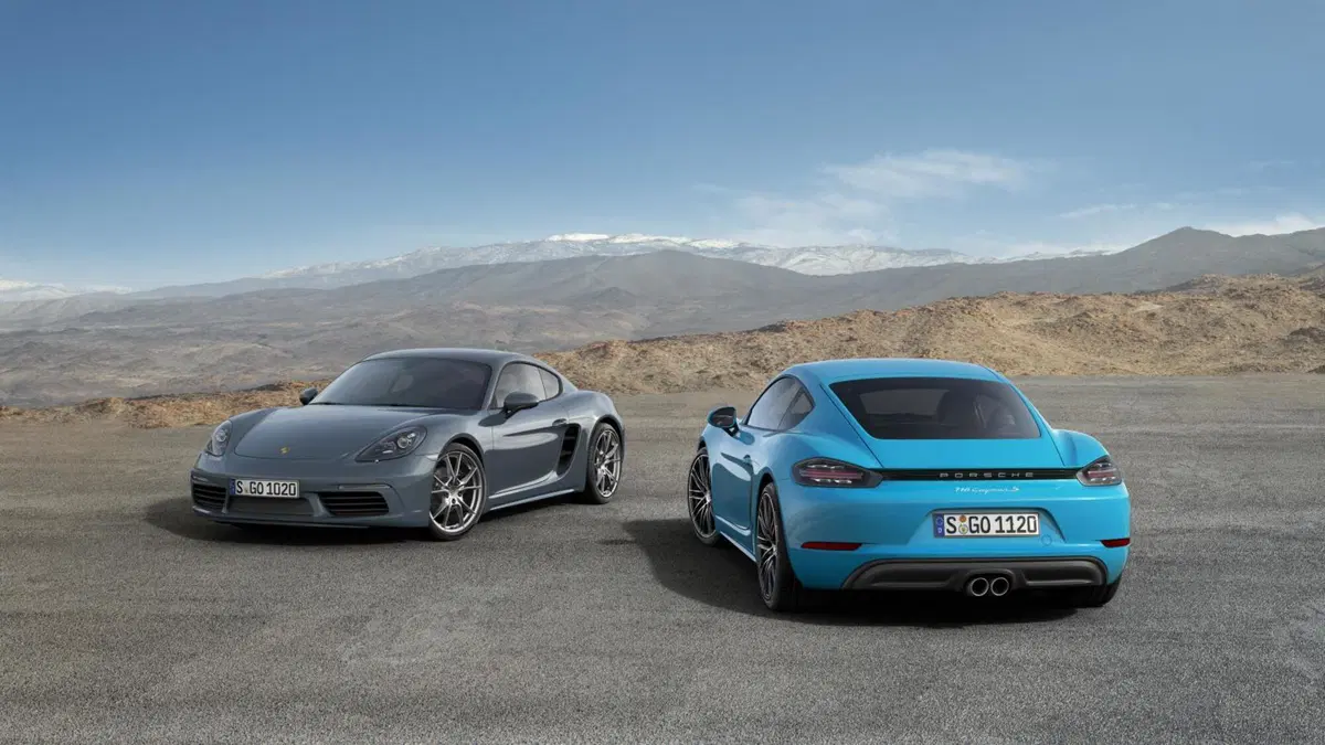 Porsche 718 Cayman, addio aspirato: arriva il boxer 4 cilindri turbo (2)