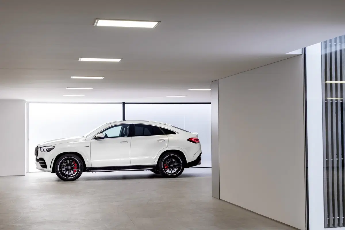 Mercedes GLE Coupé 2020: primo contatto con il SUV sportivo EMBARGO 9/10 00:01 (2)