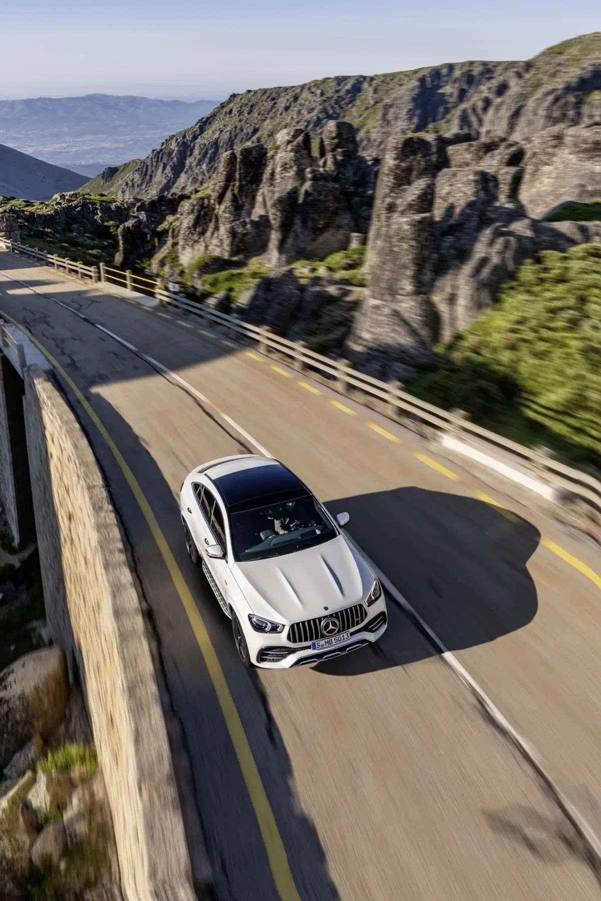 Mercedes GLE Coupé 2020: primo contatto con il SUV sportivo EMBARGO 9/10 00:01 (8)