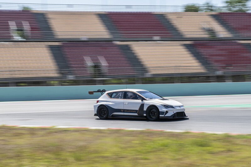 Ecco la Cupra ETCR in azione al Montmel&oacute;