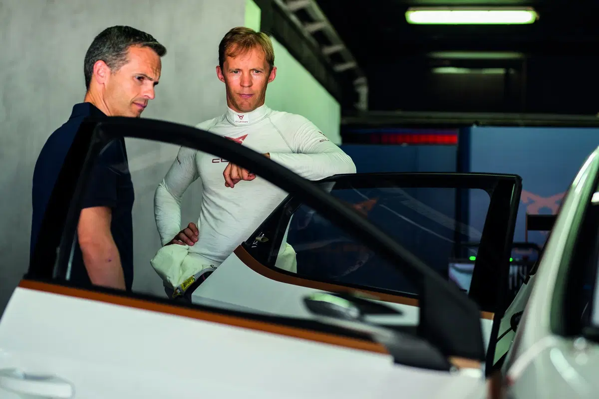 Cupra ETCR: l'elettrica da turismo per la 1^ volta in pista al Montmeló [Video] (9)