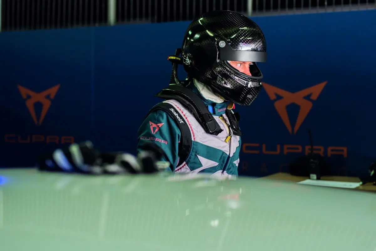 Cupra ETCR: l'elettrica da turismo per la 1^ volta in pista al Montmeló [Video] (10)