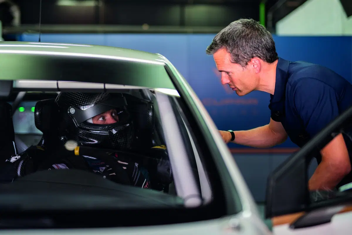 Cupra ETCR: l'elettrica da turismo per la 1^ volta in pista al Montmeló [Video] (11)