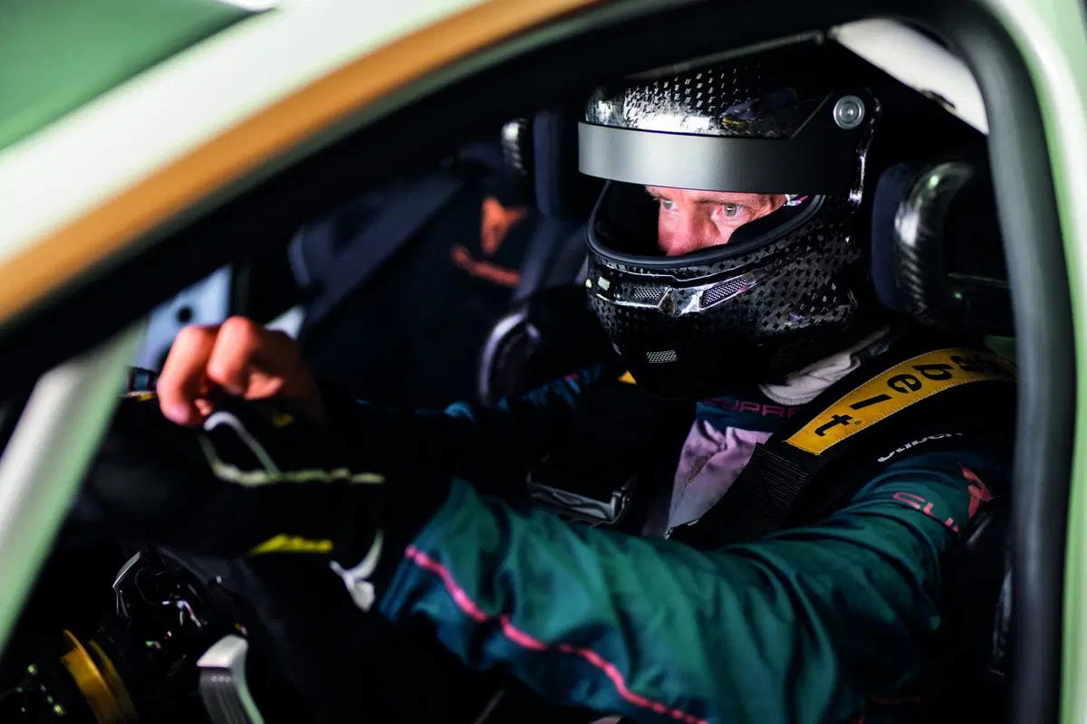 Cupra ETCR: l'elettrica da turismo per la 1^ volta in pista al Montmeló [Video] (12)