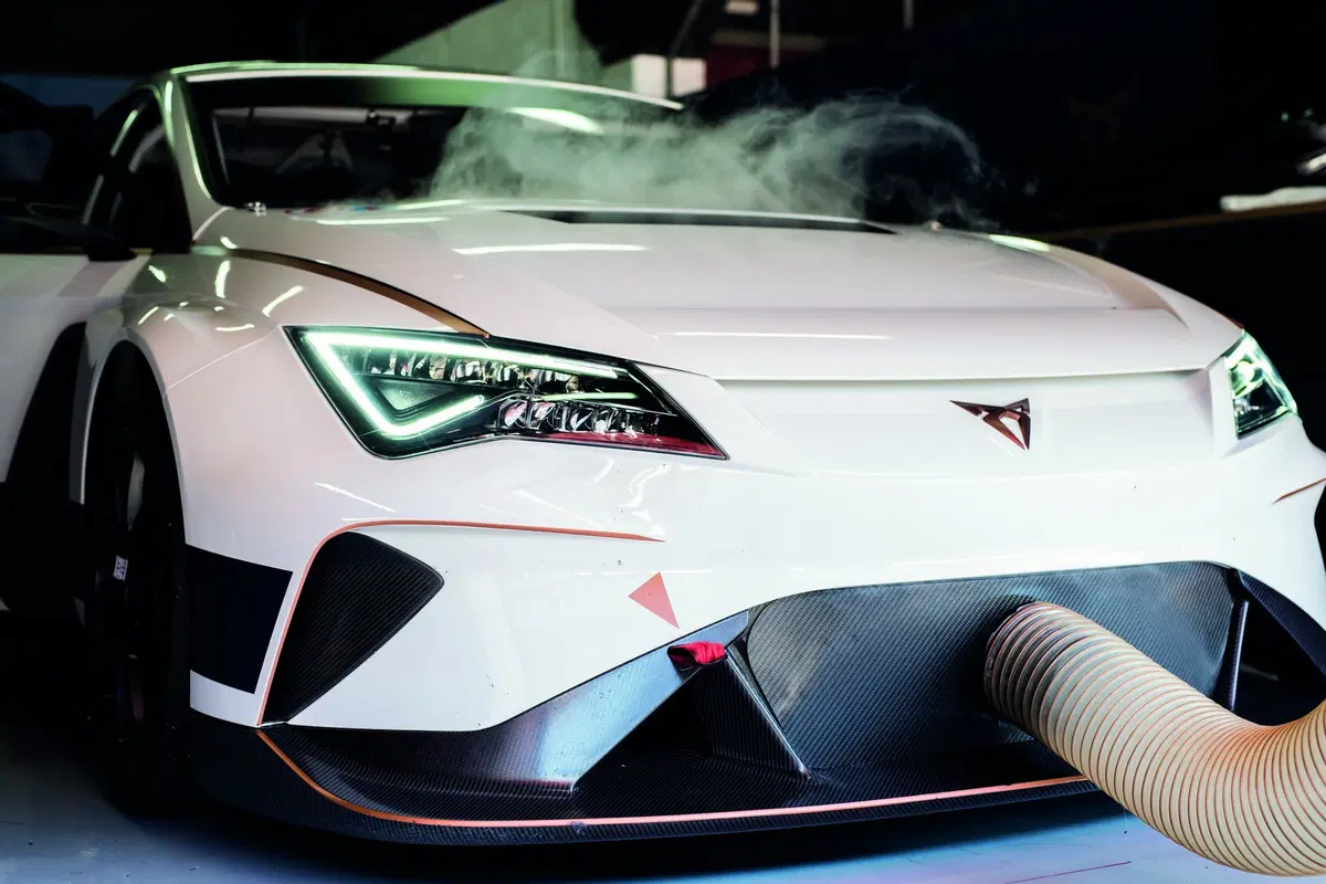 Cupra ETCR: l'elettrica da turismo per la 1^ volta in pista al Montmeló [Video] (3)