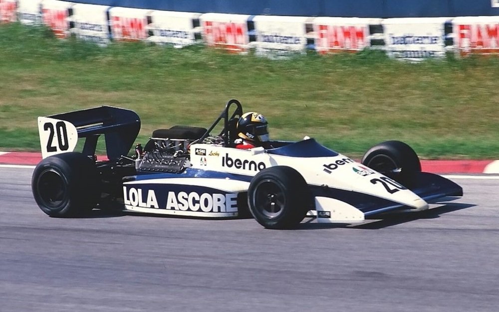 Lucchinelli in F.3000. Era il 1986