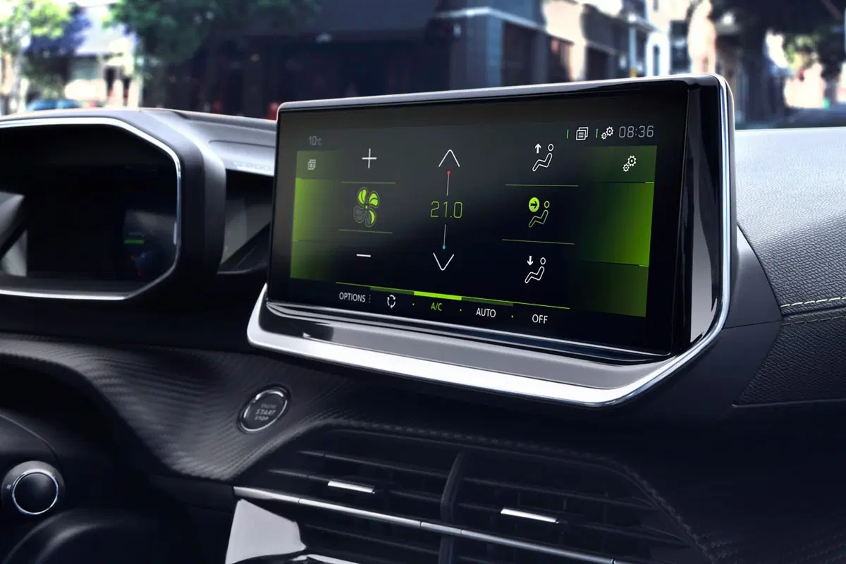 Peugeot 208 [video] (4)