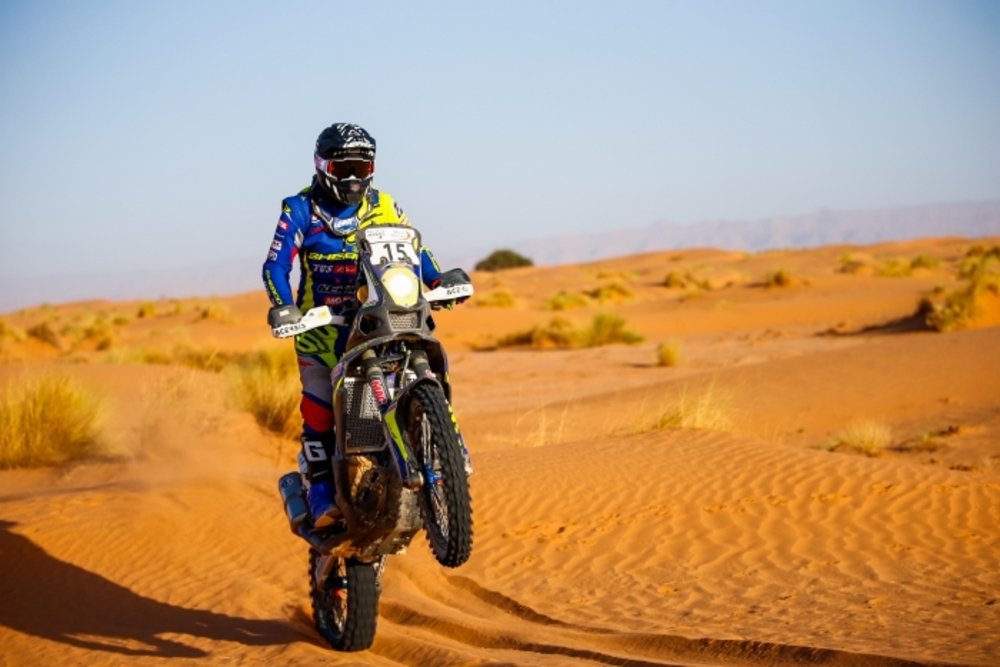 Aubert con la Sherco in azione nel Rally del Marocco 2019