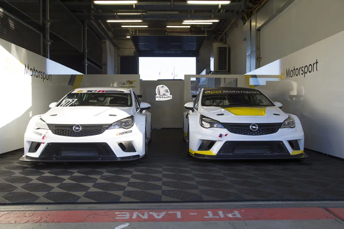 Opel Astra TCR (7)