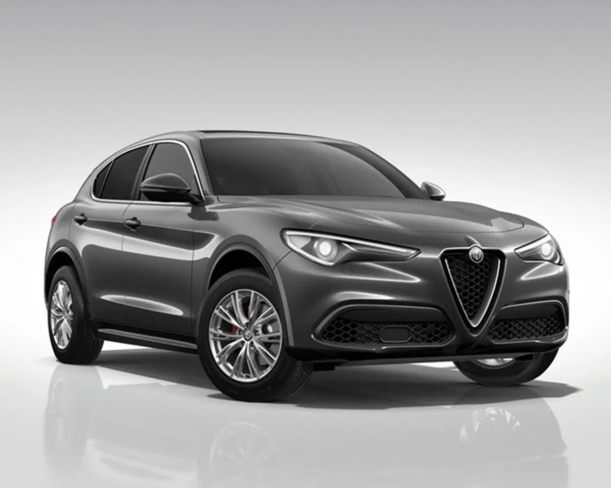 StylishRent: il nuovo noleggio 'a domicilio' con auto premium