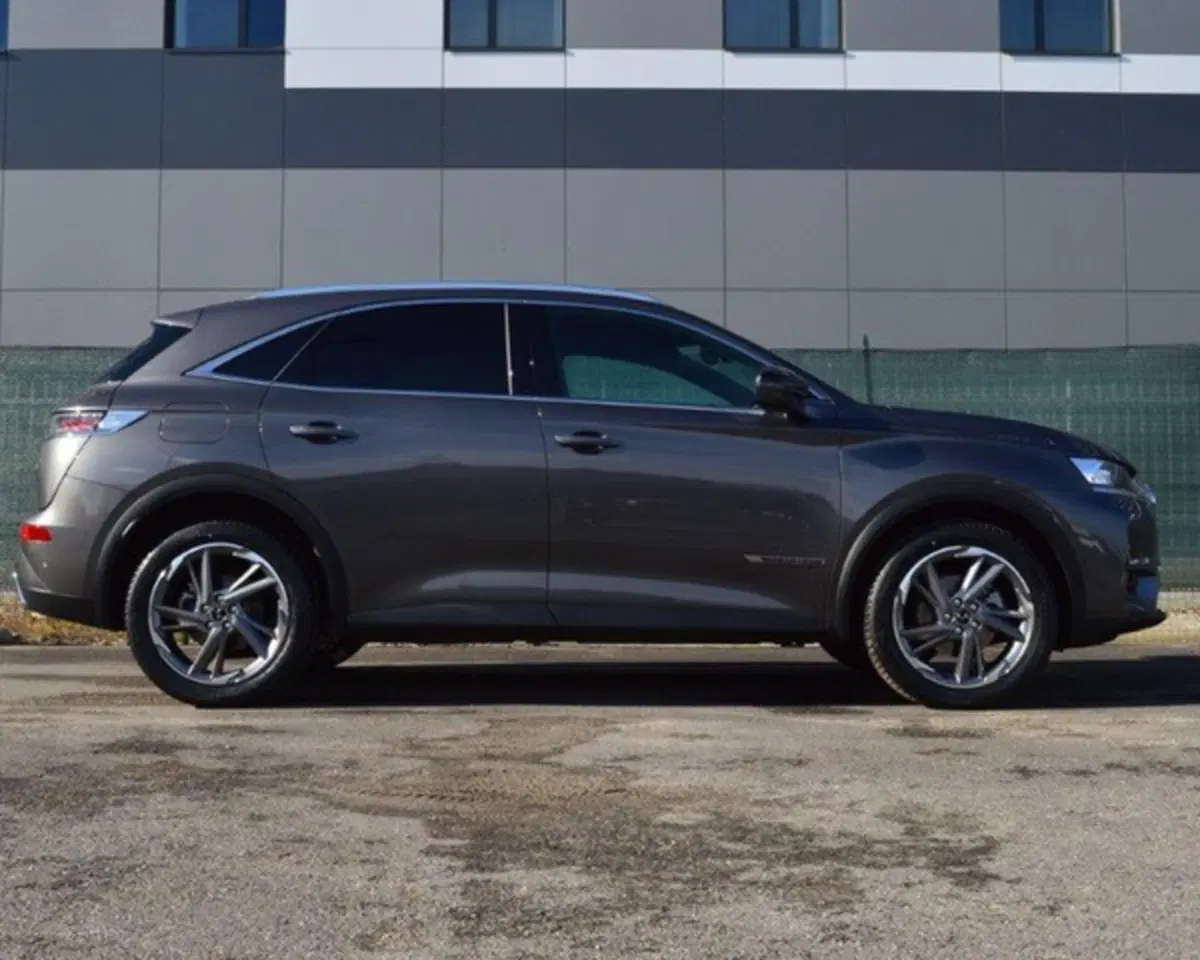StylishRent: il nuovo noleggio 'a domicilio' con auto premium (2)