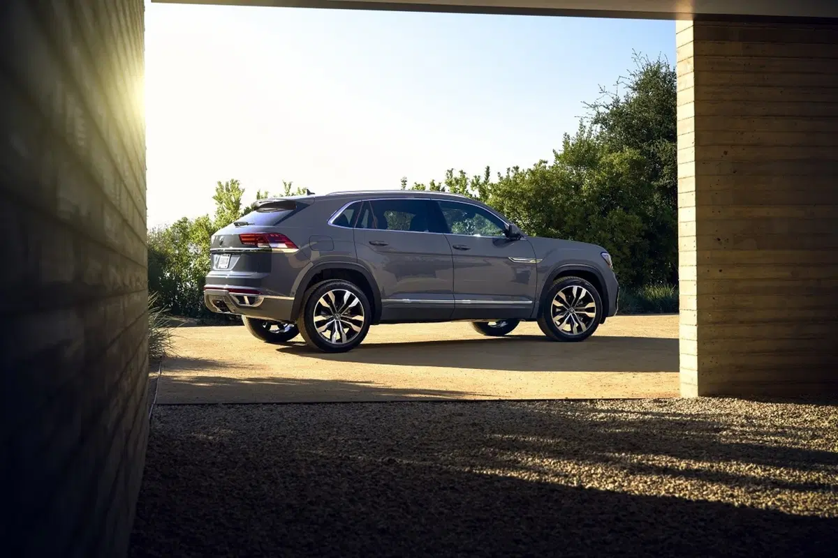 Volkswagen gamma SUV 2020: dopo Touareg viene Teramont? (10)