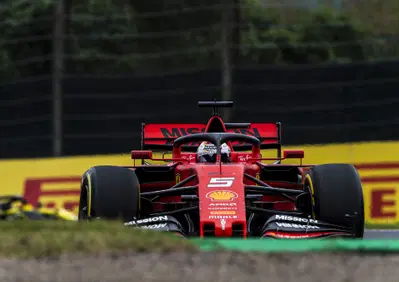 F1, GP Giappone 2019: pole per Vettel. Secondo Leclerc