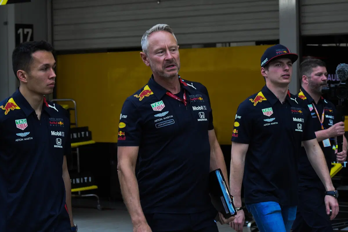 F1, GP Giappone 2019: Leclerc, 15 secondi di penalità per il contatto con Verstappen (11)