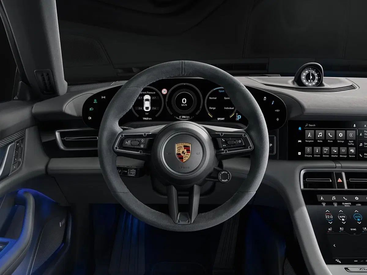 Porsche Taycan 4S: nuovo allestimento da 530 CV (8)